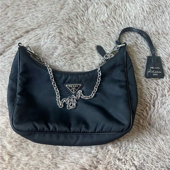 Prada Re-edition - Picture 3 of 9